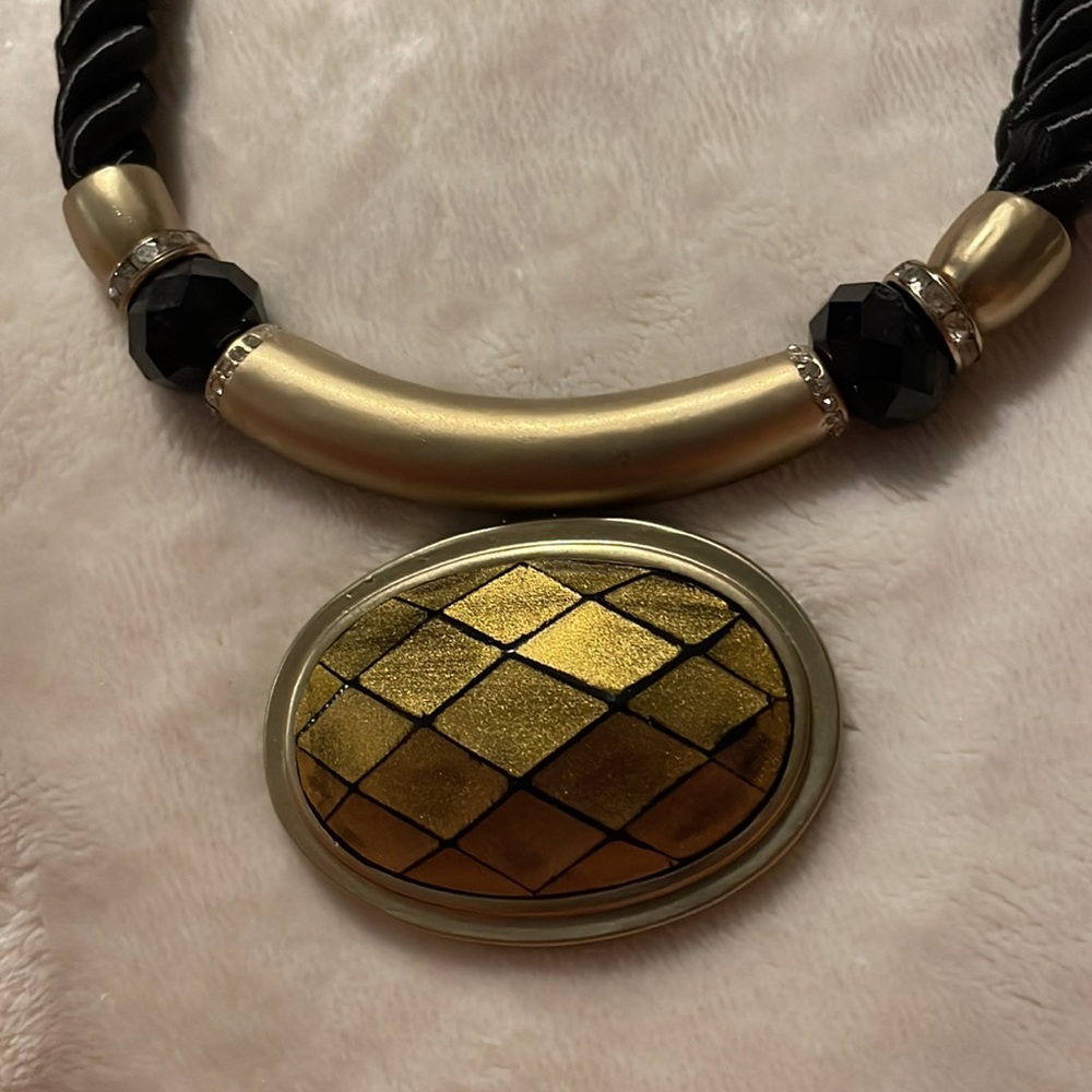 Chico’s necklace